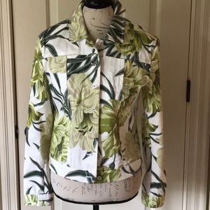 JAX Rich looking jean jacket